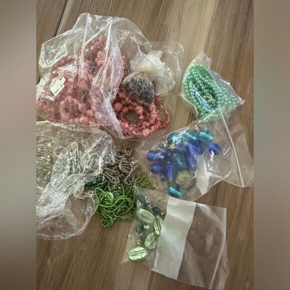 Jewelry - Bundle of Beads 12oz.